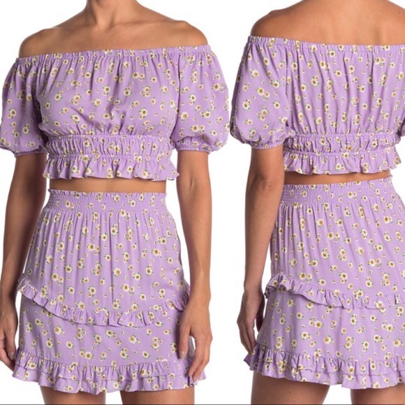 Abound Off Shoulder Puff Sleeve Crop Top Cottagecore - Picture 9 of 9